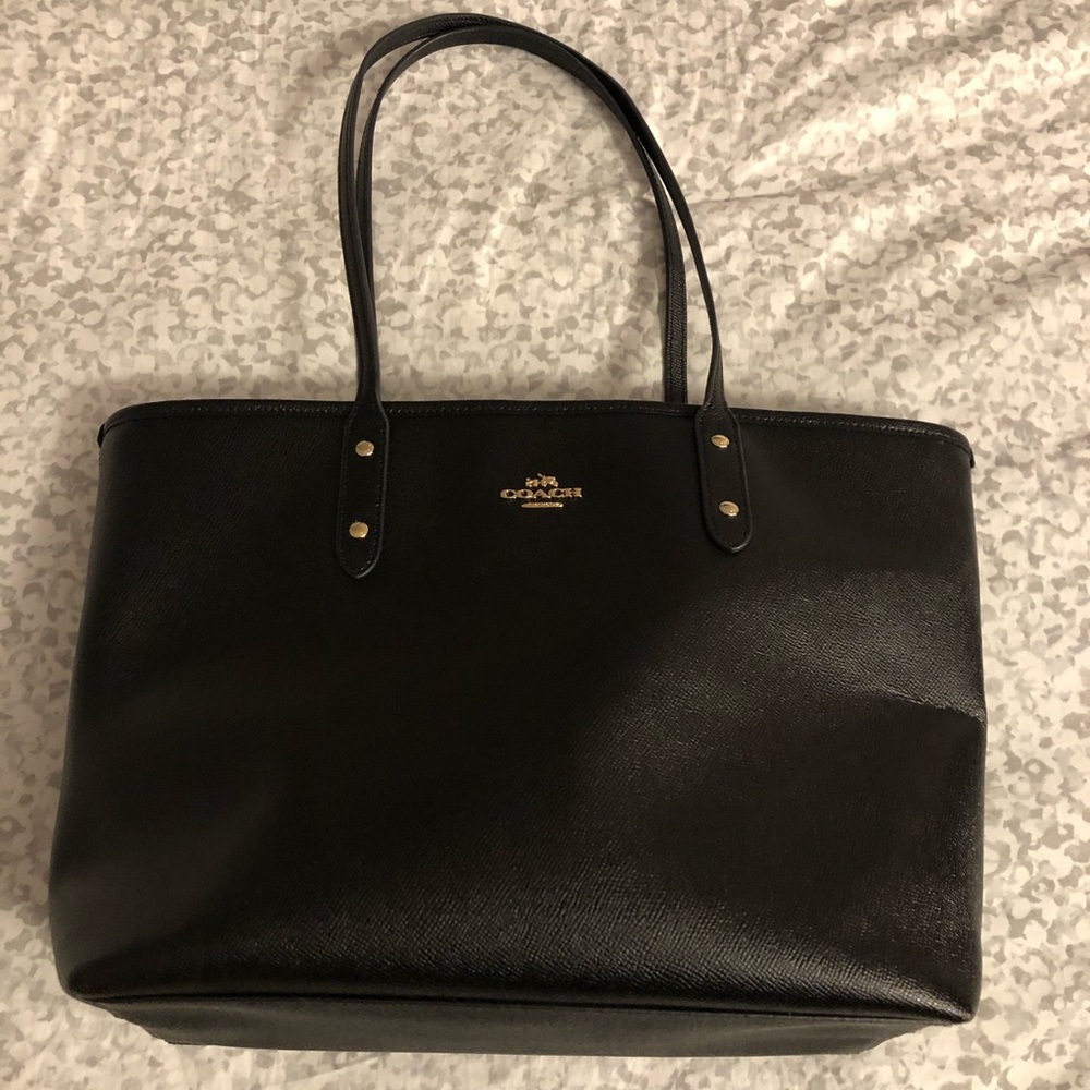 Coach Crossgrain Leather Zip Top City Tote